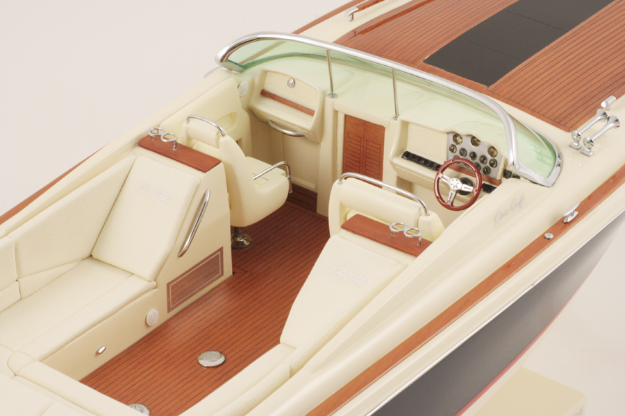 Schaalmodel Chris Craft 34
